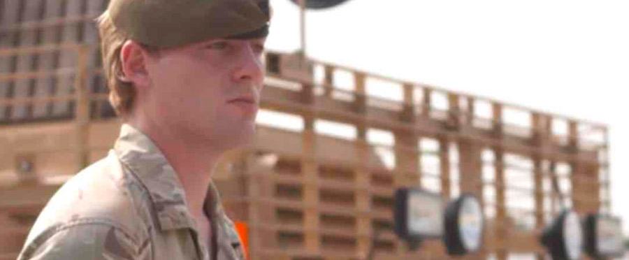 Chloe Allen, el primer soldado transexual del Ejército inglés en el frente de batalla
