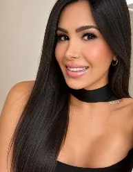 HOLLY - Trans en LOS ANGELES