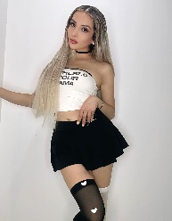 RENATA FAVELA